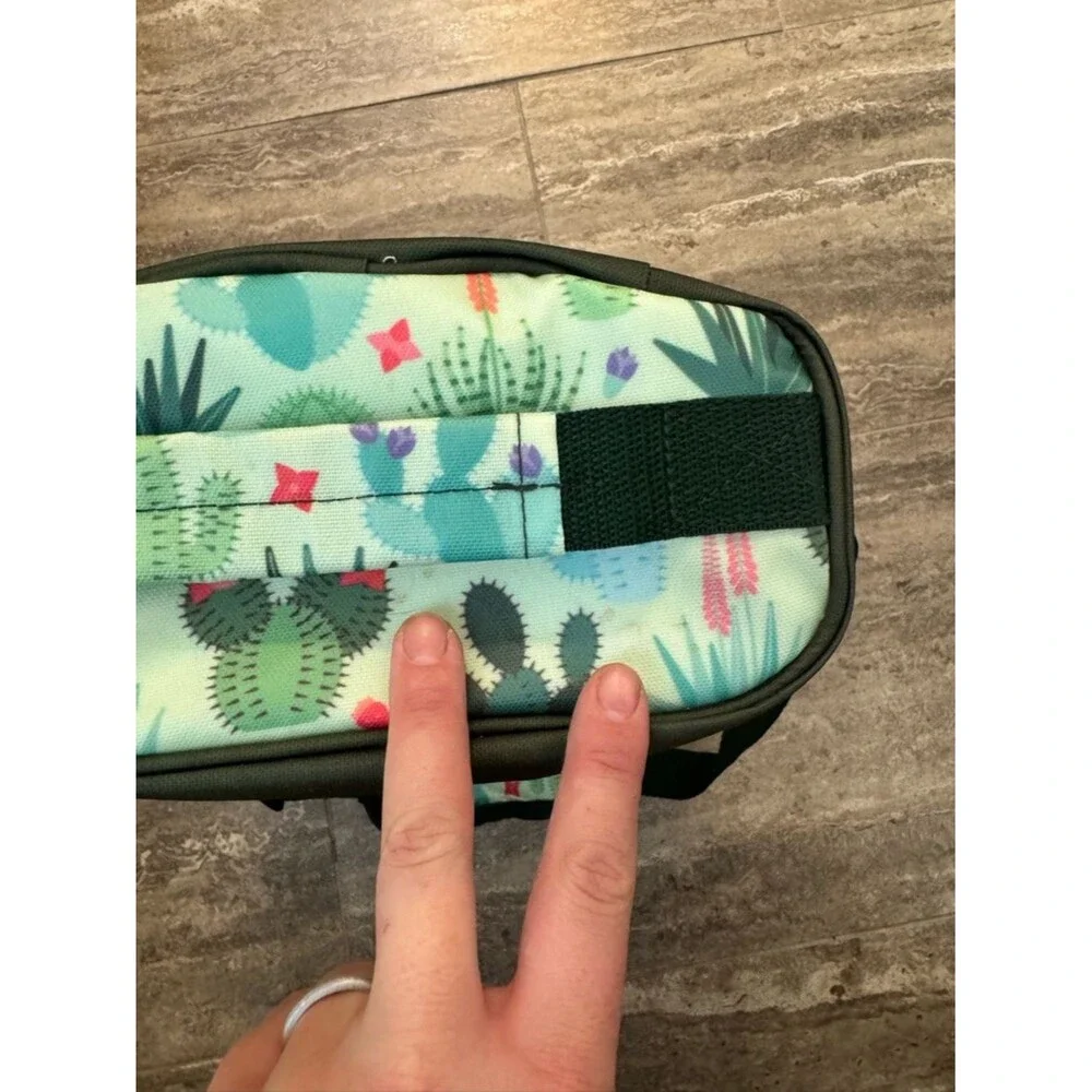 Cool2Go Bottle Cooler Bag Cactus Print Holds 2 Bottles Insulated